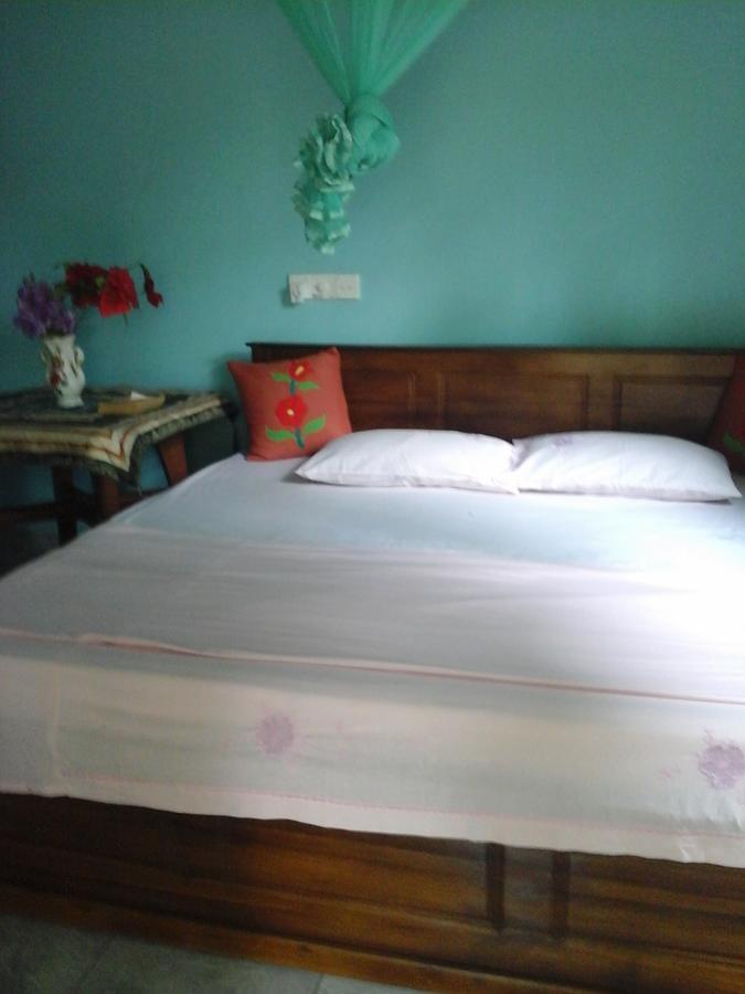 Himasha Guest Hotel Мириса Екстериор снимка